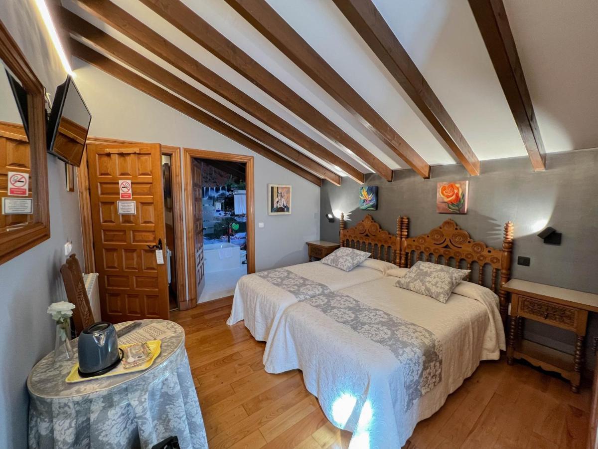Posada Araceli Сантильяна-дель-Мар Экстерьер фото